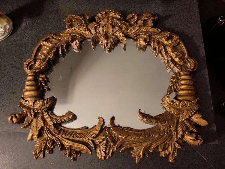 Specchio in legno dorato in stile barocco, XIX secolo