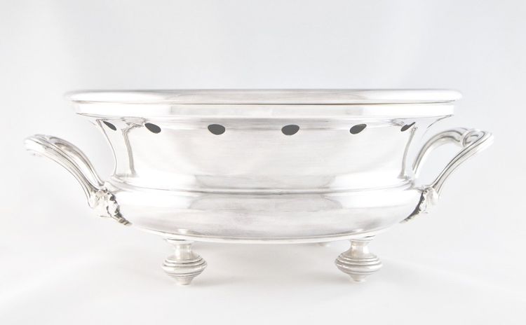 CHRISTOFLE – Chauffe-plat couvert en métal argenté, Paris c. 1870-1880