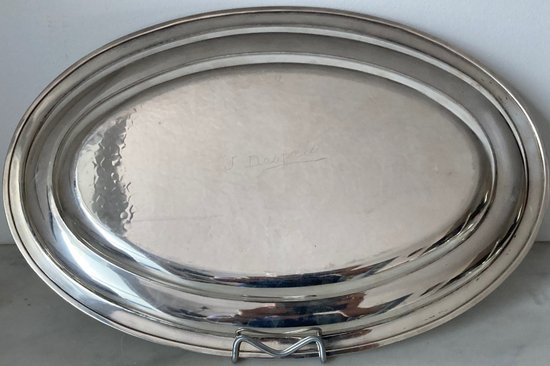 Jean DESPRES (1889-1980) - Oval dish signed - silver plated metal - Circa 1950