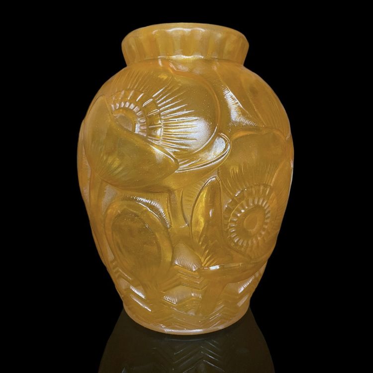 Art-Deco-Vase von Pierre D'avesn