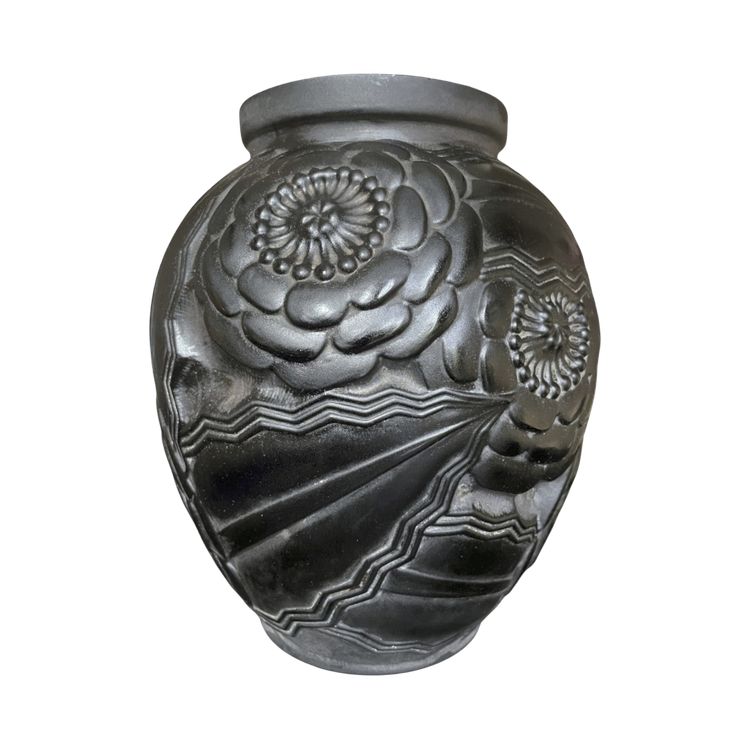 Art Déco vase by Pierre D'avesn