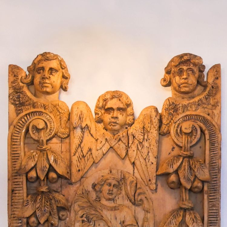 Großes religiöses Holzrelief – 17. Jahrhundert