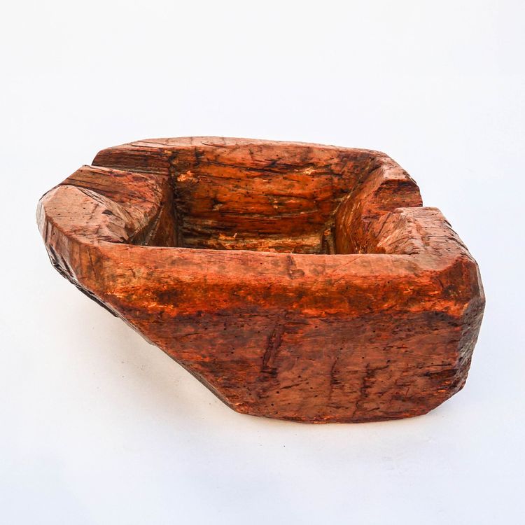 Récipient en bois massif ancien – Objet utilitaire rustique