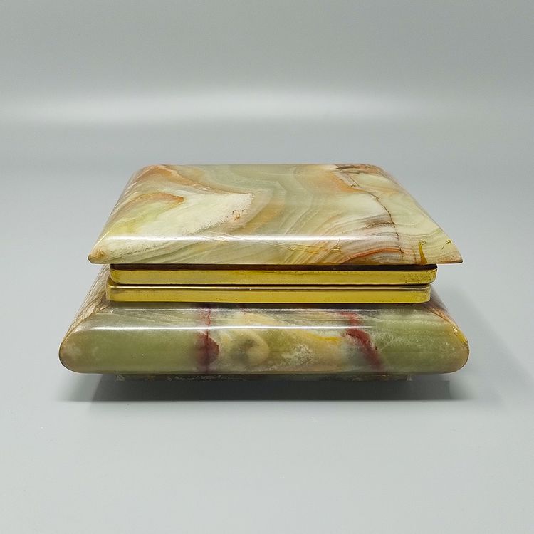 1960s Astonishing Box in Onyx. Made in Italy