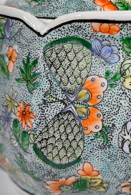 Bonbonnière en Porcelaine à décors de Papillons, Chine – Début XXe