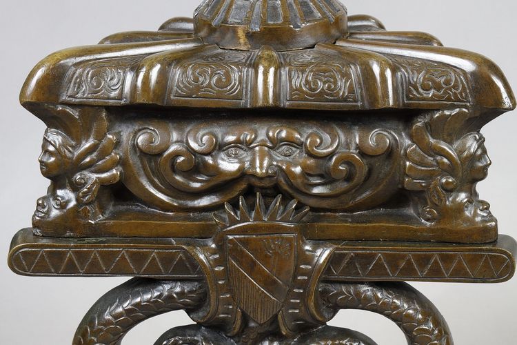 Paire de chenets landiers dans le goût de la Renaissance