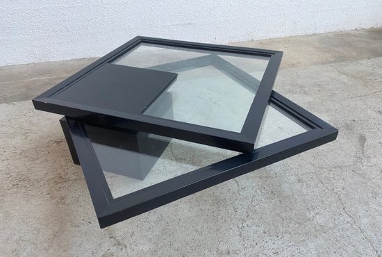 Table basse plateau pivotant