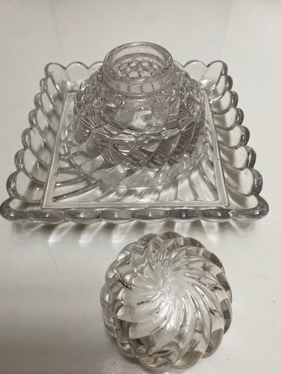 TINTENFASS AUS BACCARAT-KRISTALL