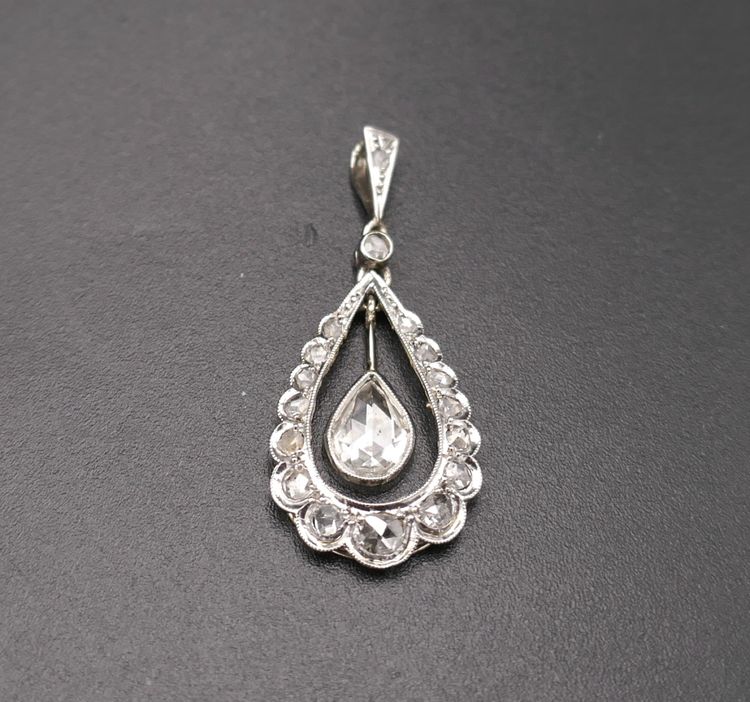 Antique rose-cut diamond teardrop pendant necklace, 18-carat gold.