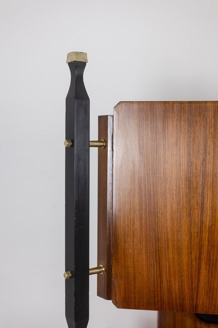 Coppia di mobili italiani impiallacciati in teak. Anni '60. LS656320092P