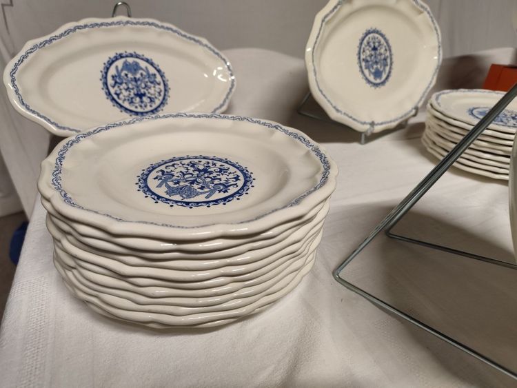 GIEN - Service de table modèle Rouen 1932 en faïence 43 pièces