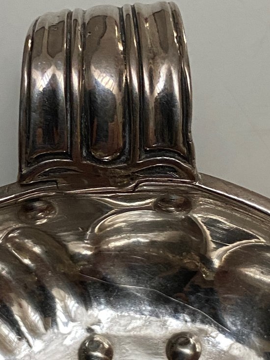WINE TASTING IN SOLID SILVER