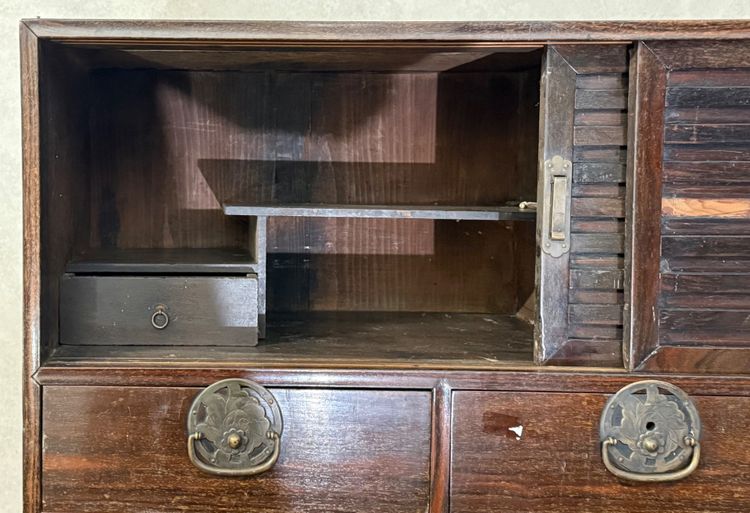 Commode Tansu