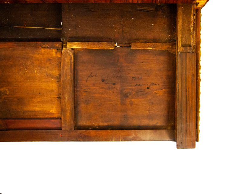 Bureau plaqué en palissandre, début du XIXe siècle