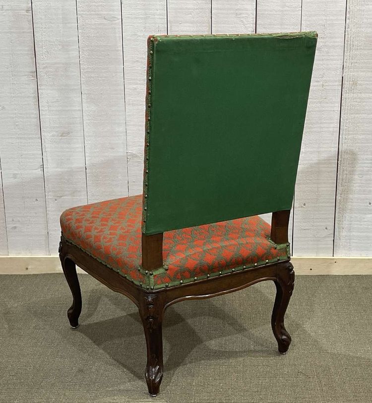 Chaise de nourrice en noyer début XXème