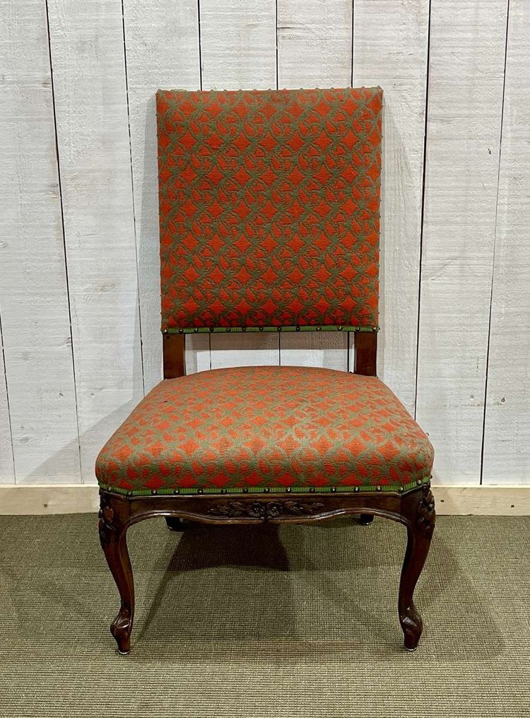 Chaise de nourrice en noyer début XXème