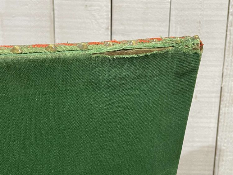 Chaise de nourrice en noyer début XXème