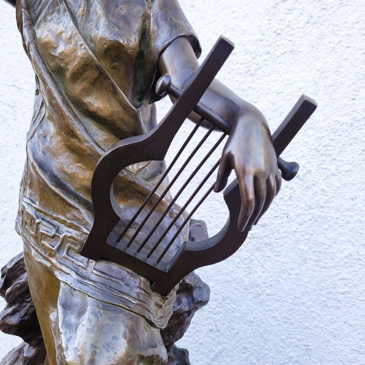 E Villanis, Mélodie, H76cm, bronze signé, XIXème siècle