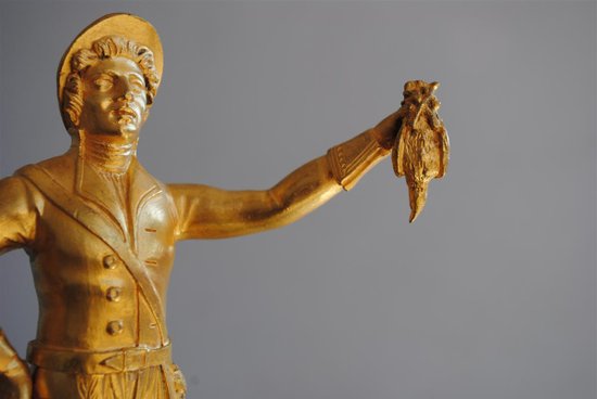 Veneur russo in bronzo con terrazza perniciosa in malachite XIX secolo