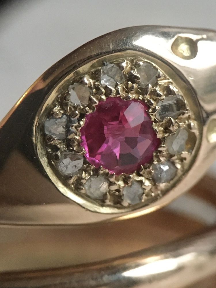 Anello antico in oro rosa 18 carati a forma di serpente