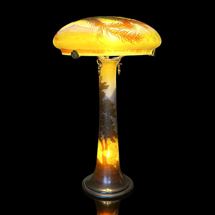 Large Gallé lamp, conifers decor