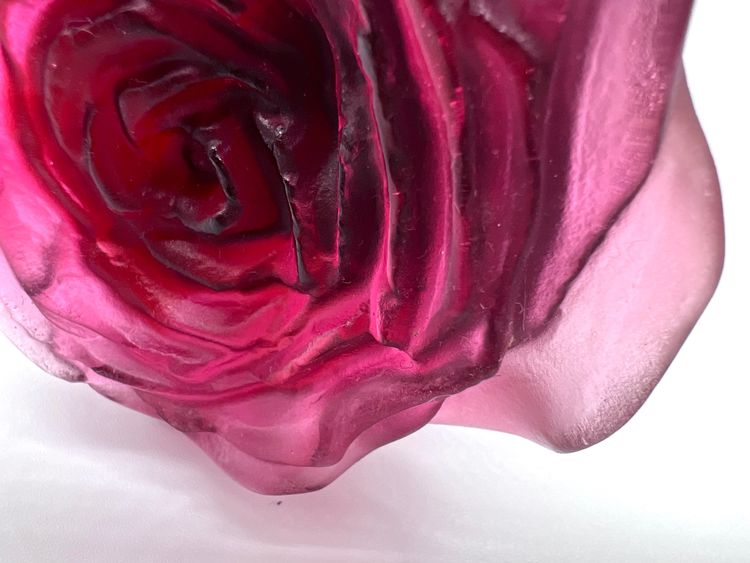 Ewige Rose Bordeauxrot DAUM Stiel Gold 24 Karat