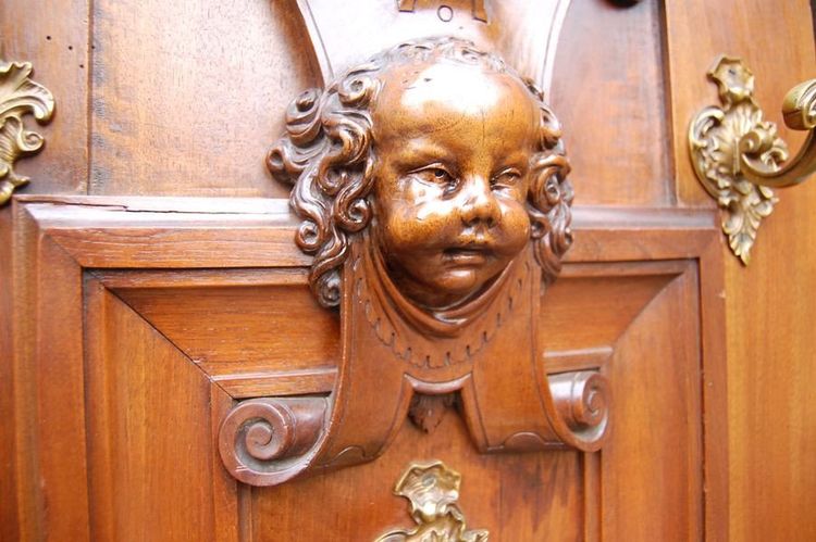 Armadio Napoleone III in noce