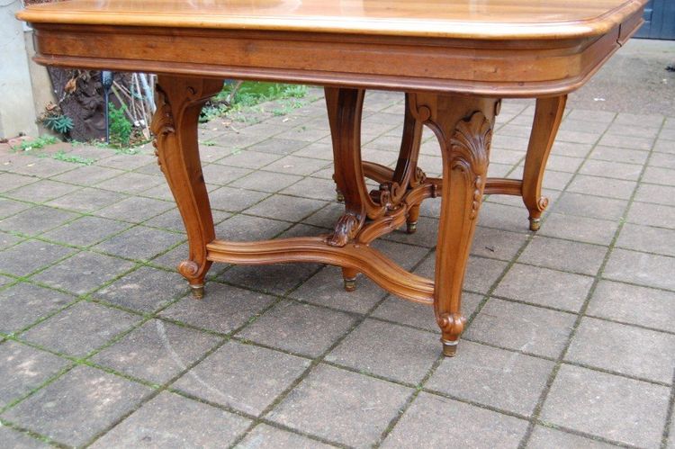 Napoleon III table, walnut, Louis XV style, late 19th century