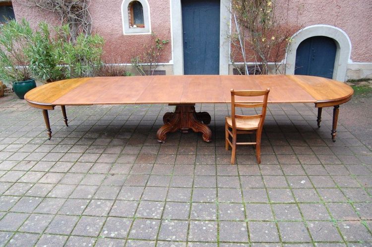 Large Napoleon III table, walnut, late 19th century, seats 20 with 6 extensions