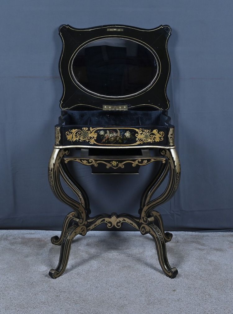 Table Travailleuse in painted wood, Napoleon III period - Mid-19th century