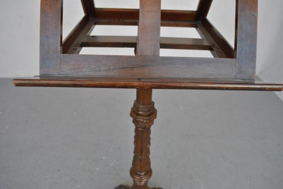 Religious lectern Cast iron base End of XIXth century