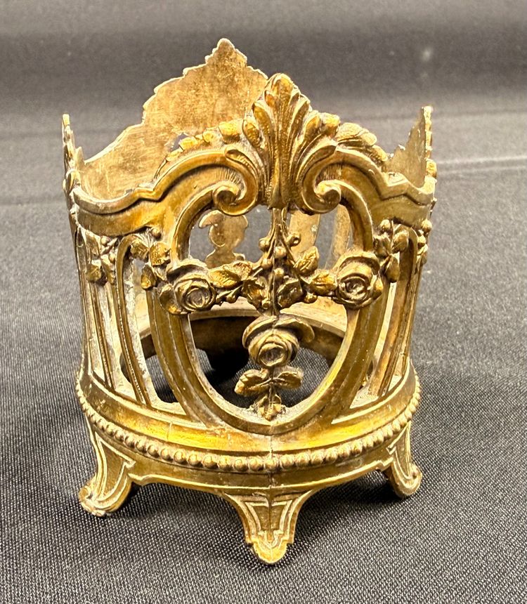 Très jolie paires de vases art nouveau  à monture en bronze