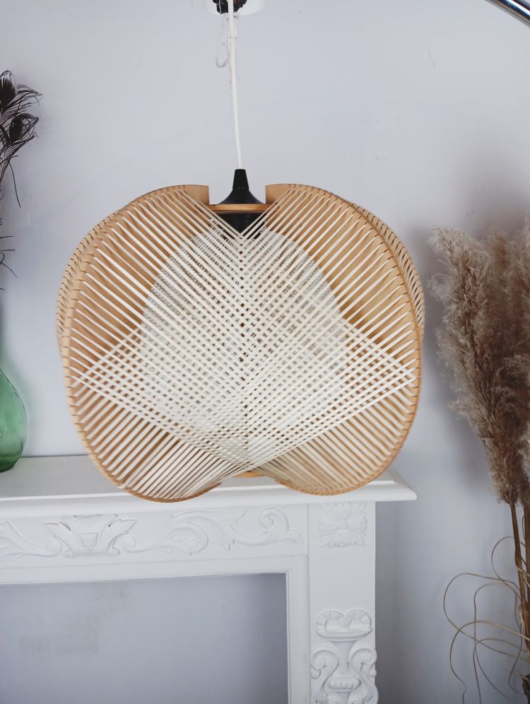 Lampada a sospensione vintage in legno e vimini