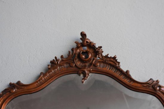             Commode Coiffeuse En Noyer De Style Louis XV Dessus Marbre Brèche Fin XIXème            