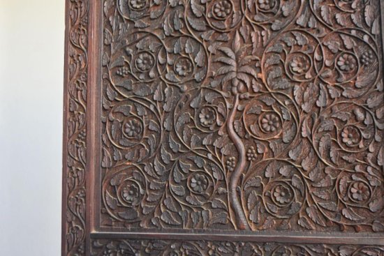             Two Bodies Indian Rosewood Sideboard Richly Carved End of XIXth century