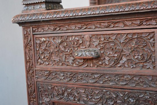             Two Bodies Indian Rosewood Sideboard Richly Carved End of XIXth century