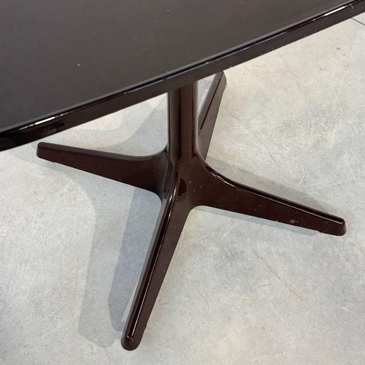 Table basse trolley produite par Kastilia