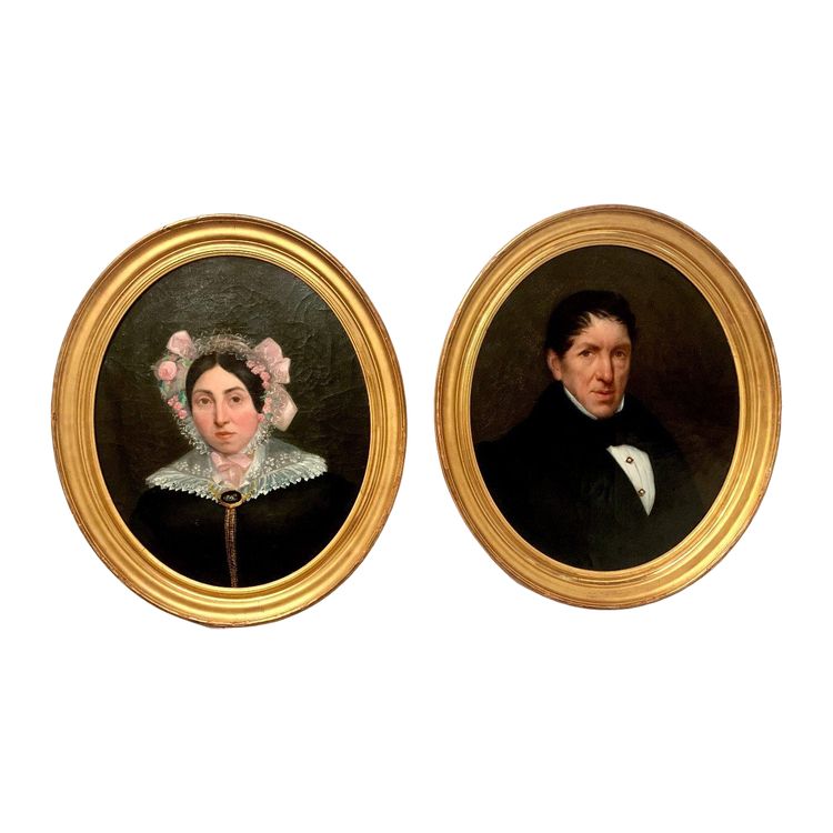 Huile Sur Toile Paire De Portrait En Cadre Ovale Doré XIX Siècle