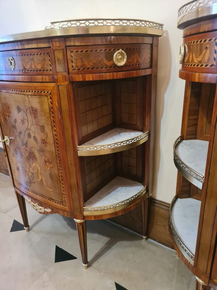 Paire de consoles  demi-lune dits « à l’anglaise , estampillées AME FOURNIER - Ep Napoléon III.