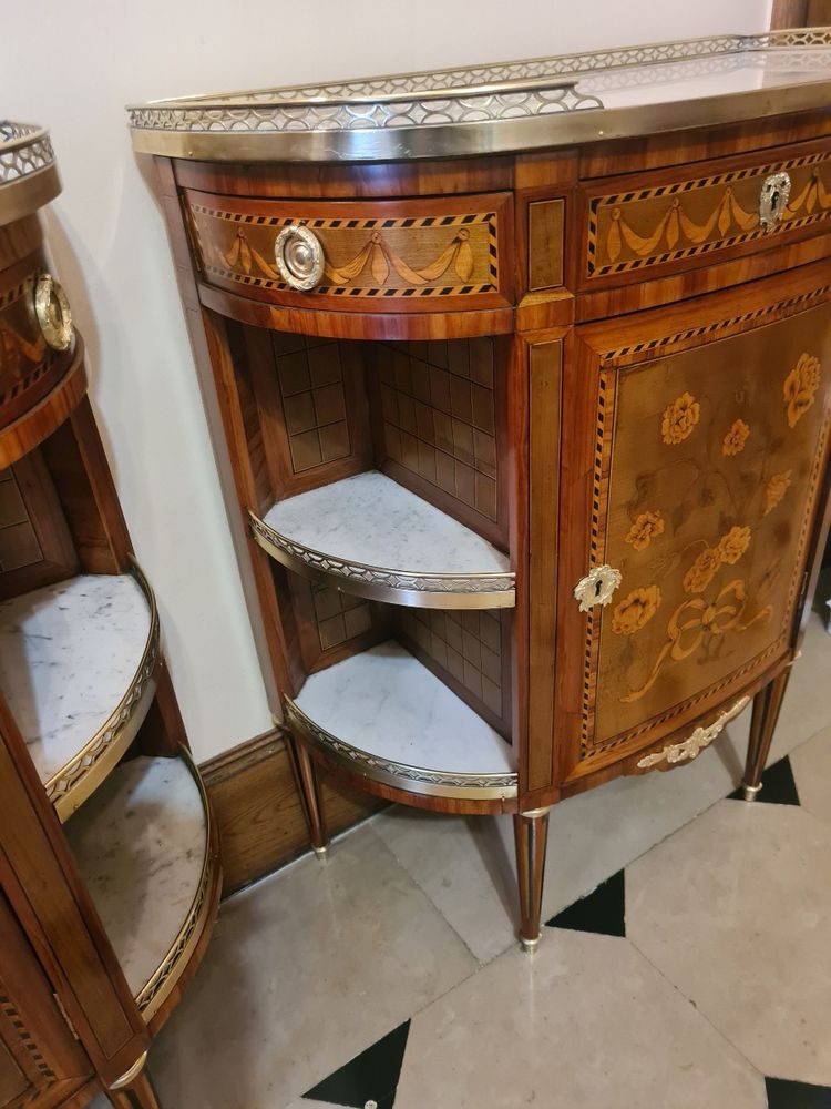 Paire de consoles  demi-lune dits « à l’anglaise , estampillées AME FOURNIER - Ep Napoléon III.