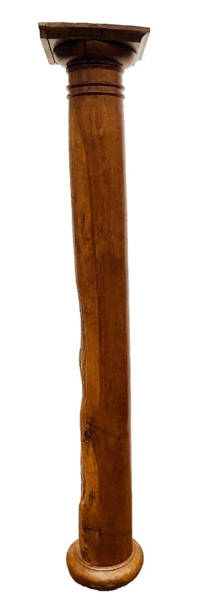 Colonne Ronde A Chapiteau En Bois De Chêne XIX Siècle 