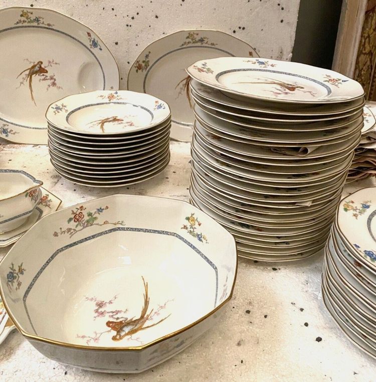 Limoges Par Theodore Haviland Service De Table De 83 Pièces XX Siècle