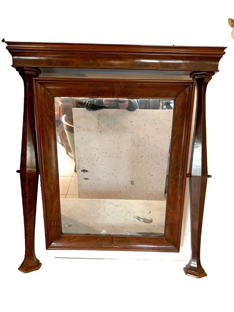 Commode Coifeuse Louis Philippe En Acajou Et Placage XIX Siècle 