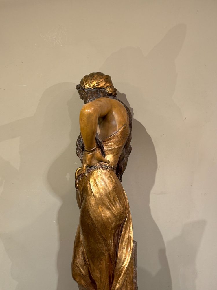 Rebecca at the Well, gilded terracotta, Goldscheider 1903