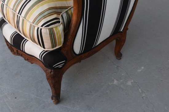 Pair Of Armchairs Bergère à Oreille Style Louis XV In Walnut
