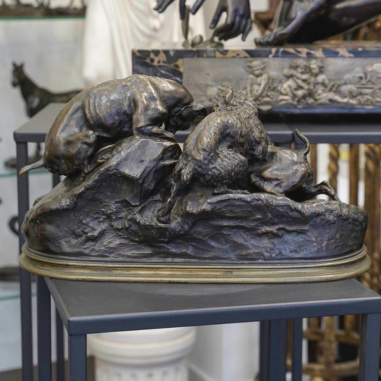 Bronze Group "Dogs In The Terrier" , Pierre - Jules Mêne (1810-1879)