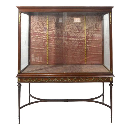 Vitrine d'Exposition époque 1900 Style Louis XVI