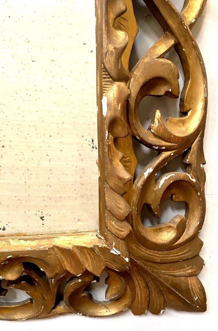 Miroir En Bois Doré A Sculpture Ajourée XIX Siècle