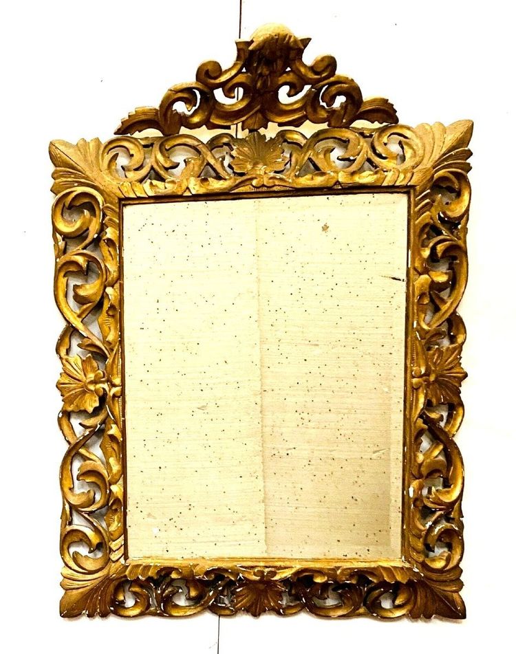 Miroir En Bois Doré A Sculpture Ajourée XIX Siècle