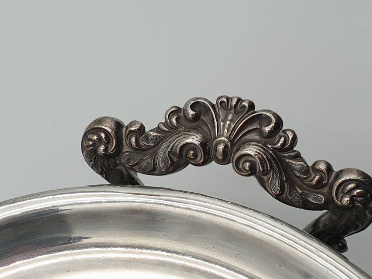 SILVERED METAL PLAT HEATER - Late 19th century - Beautiful chasing work